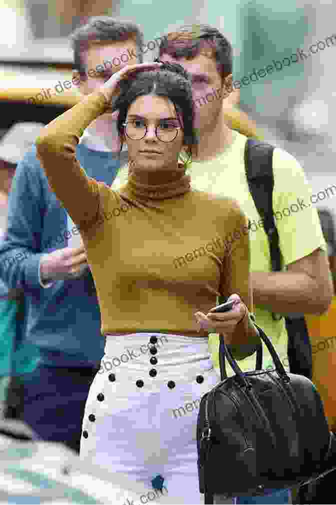 A Turtleneck As Worn By Kendall Jenner Vintage Hollywood Knits: Knit 20 Glamorous Sweaters As Worn By The Stars